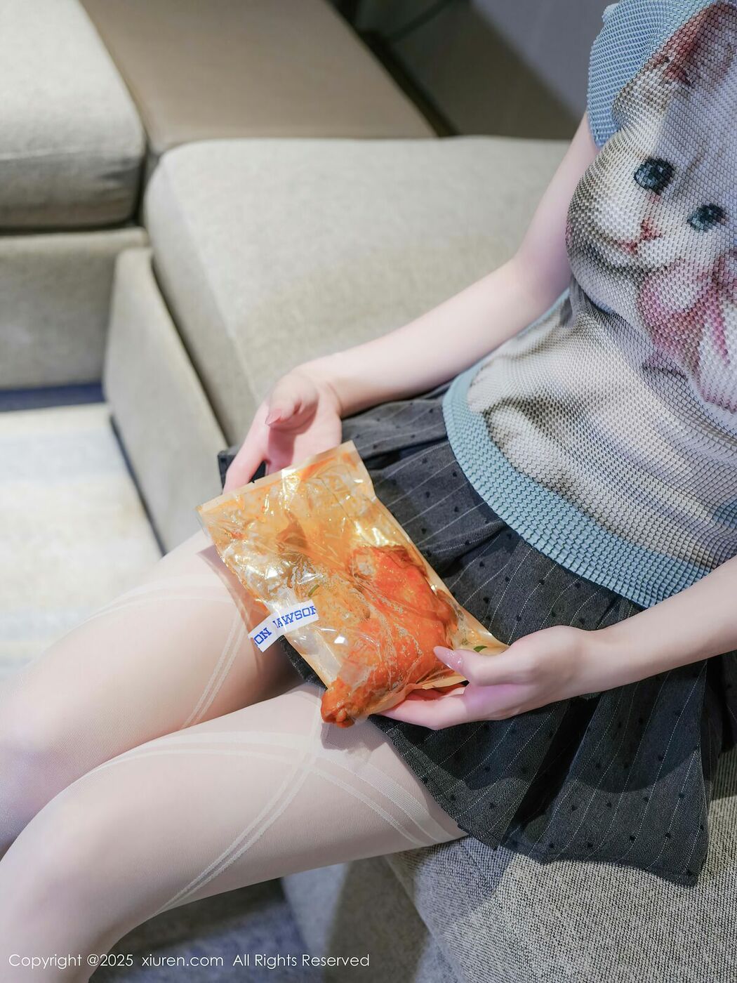 XiuRen秀人网 No.10830 Zhi Zhi (71P)