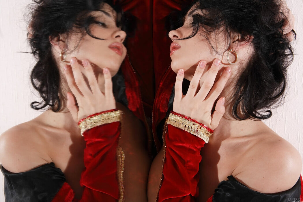 MetArt Jenya – Miroir Part03 (60P)