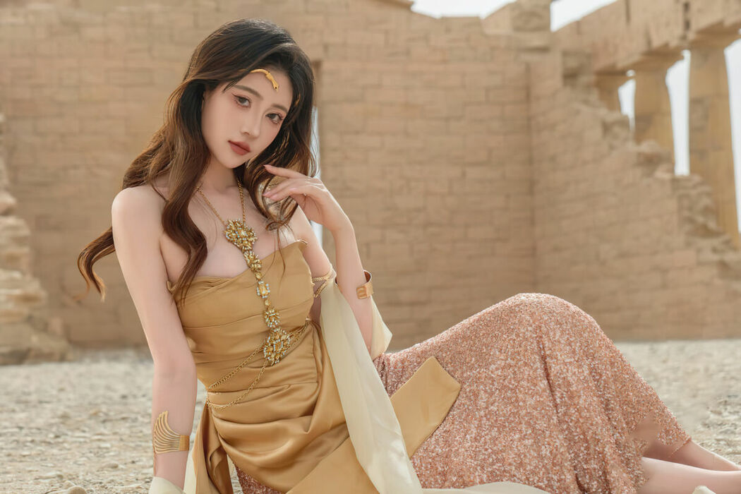 Coser@年年Nnian – 圣墟 (61P)