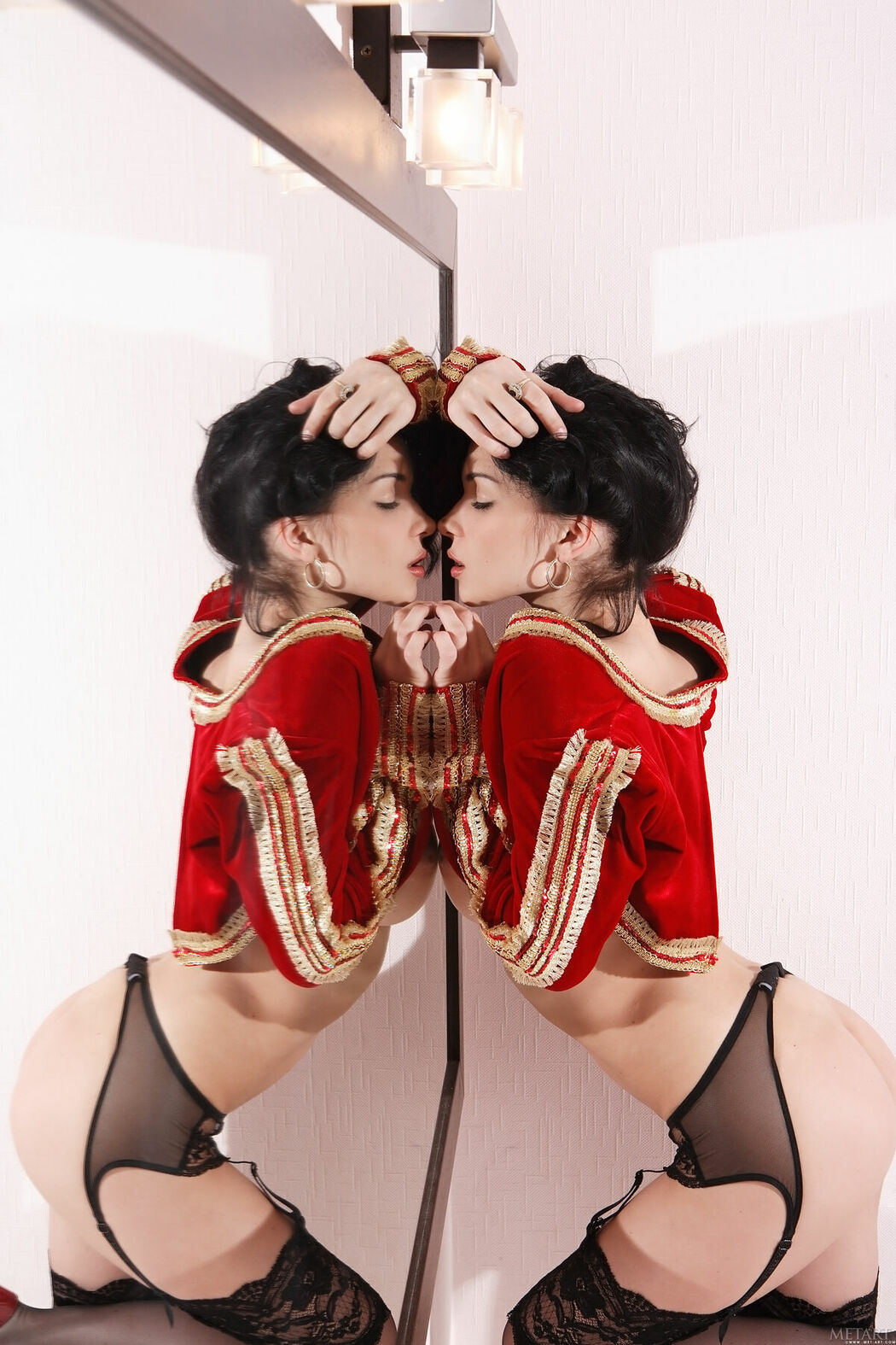 MetArt Jenya – Miroir Part01 (60P)