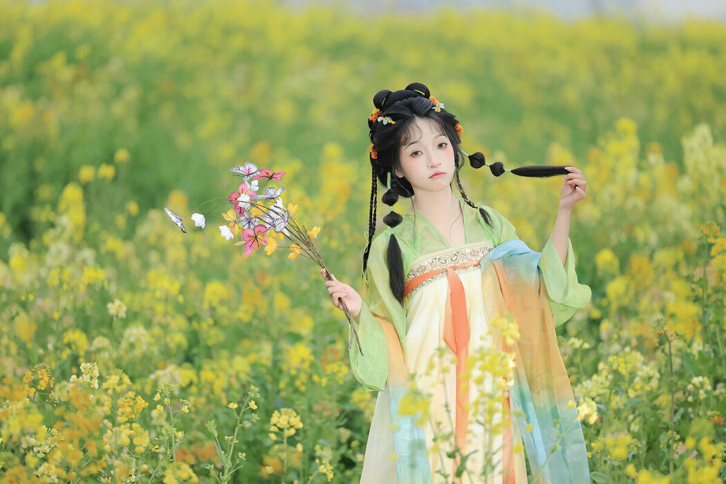 YiTuYu艺图语 Vol.9012 Kimi Fu Kun (19P)