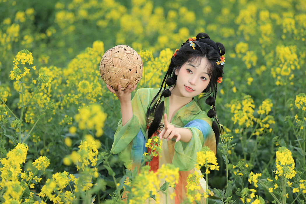 YiTuYu艺图语 Vol.9012 Kimi Fu Kun (19P)