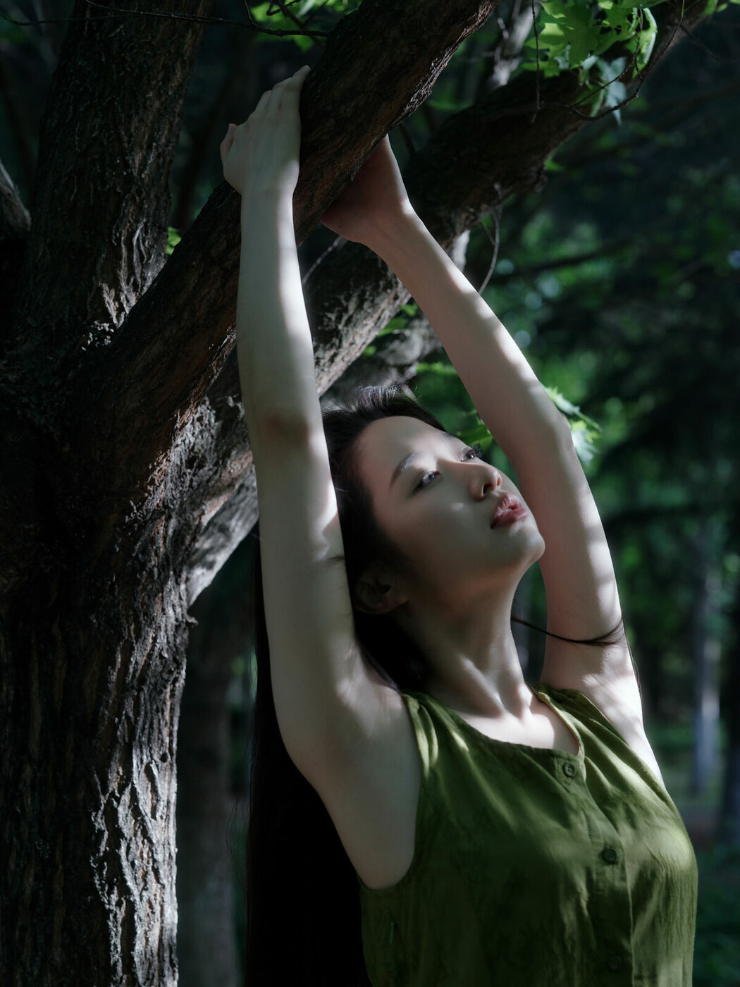 YiTuYu艺图语 Vol.9016 Yi Ming (30P)