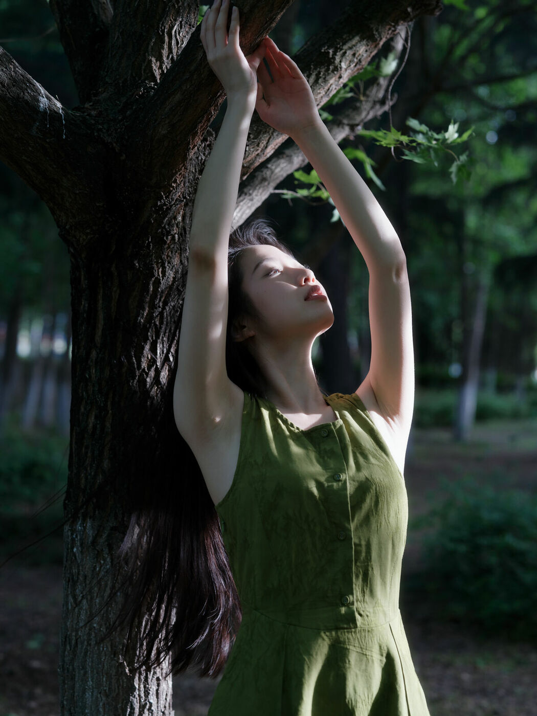 YiTuYu艺图语 Vol.9016 Yi Ming (30P)