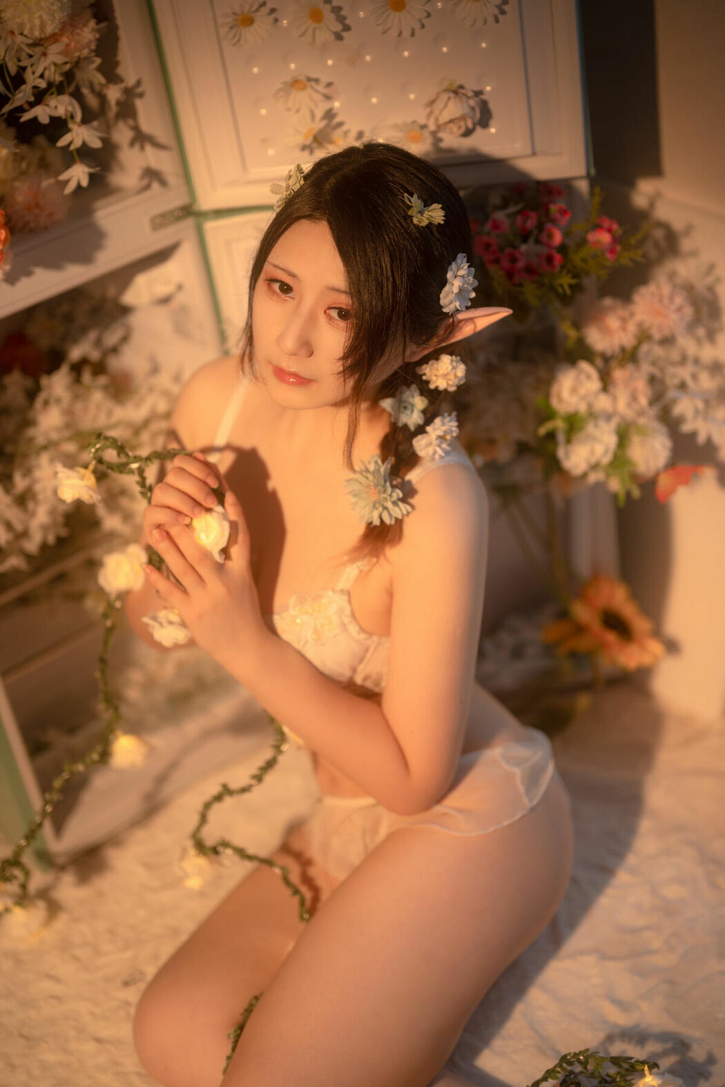 Coser@Zyra秋 – 繁花 (41P)