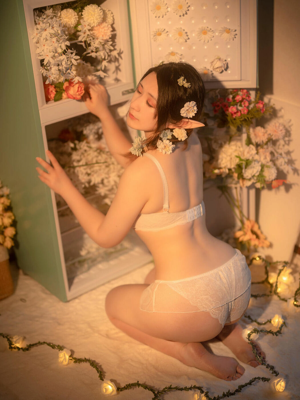 Coser@Zyra秋 – 繁花 (41P)
