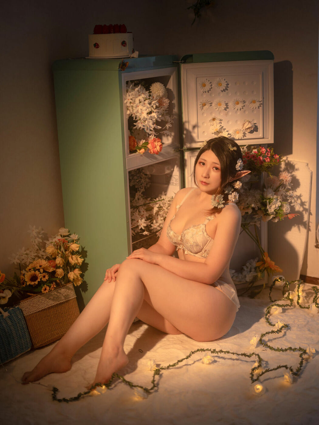 Coser@Zyra秋 – 繁花 (41P)