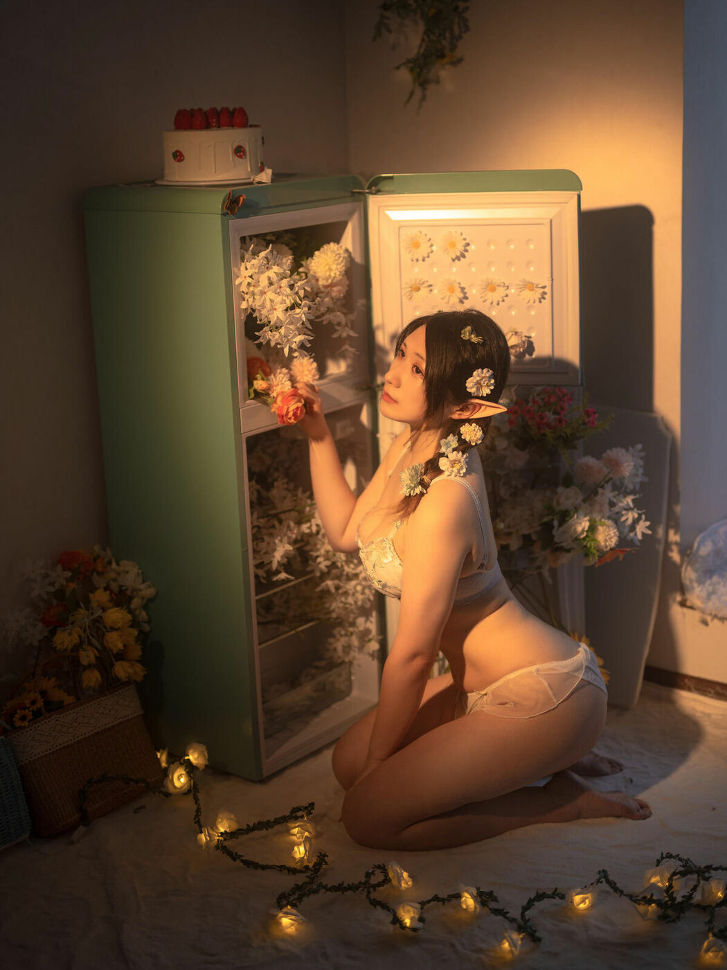 Coser@Zyra秋 – 繁花 (41P)