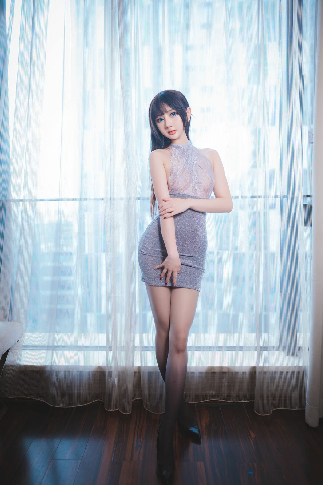 Coser@您的蛋蛋 – 包臀灰丝 (44P)