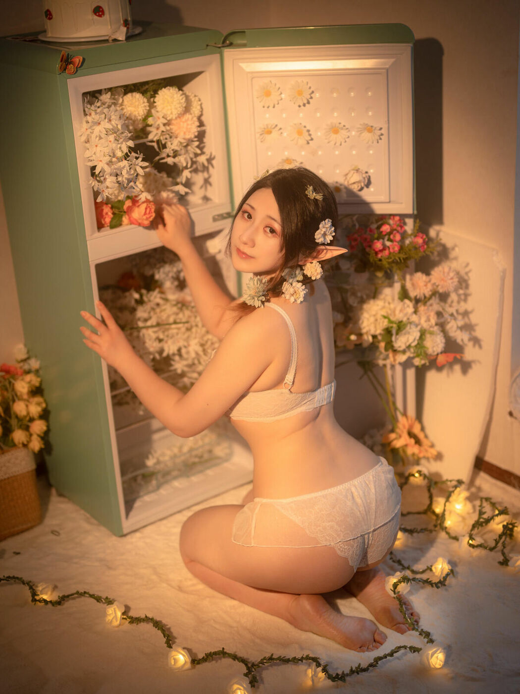 Coser@Zyra秋 – 繁花 (41P)