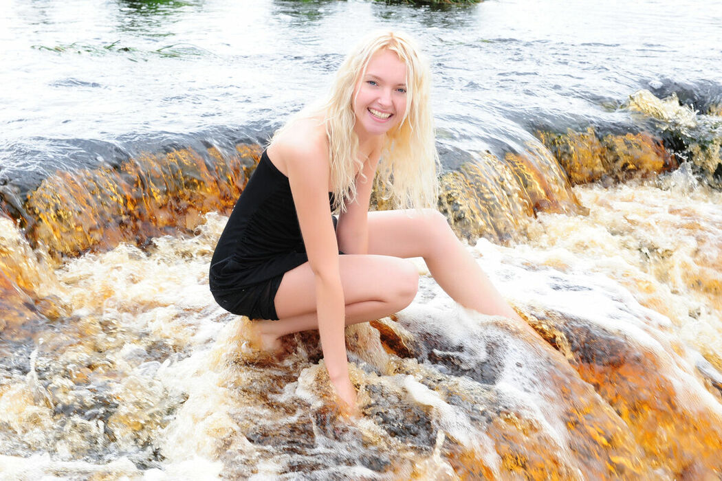 MetArt Aleksa – Ripple Part02 (60P)