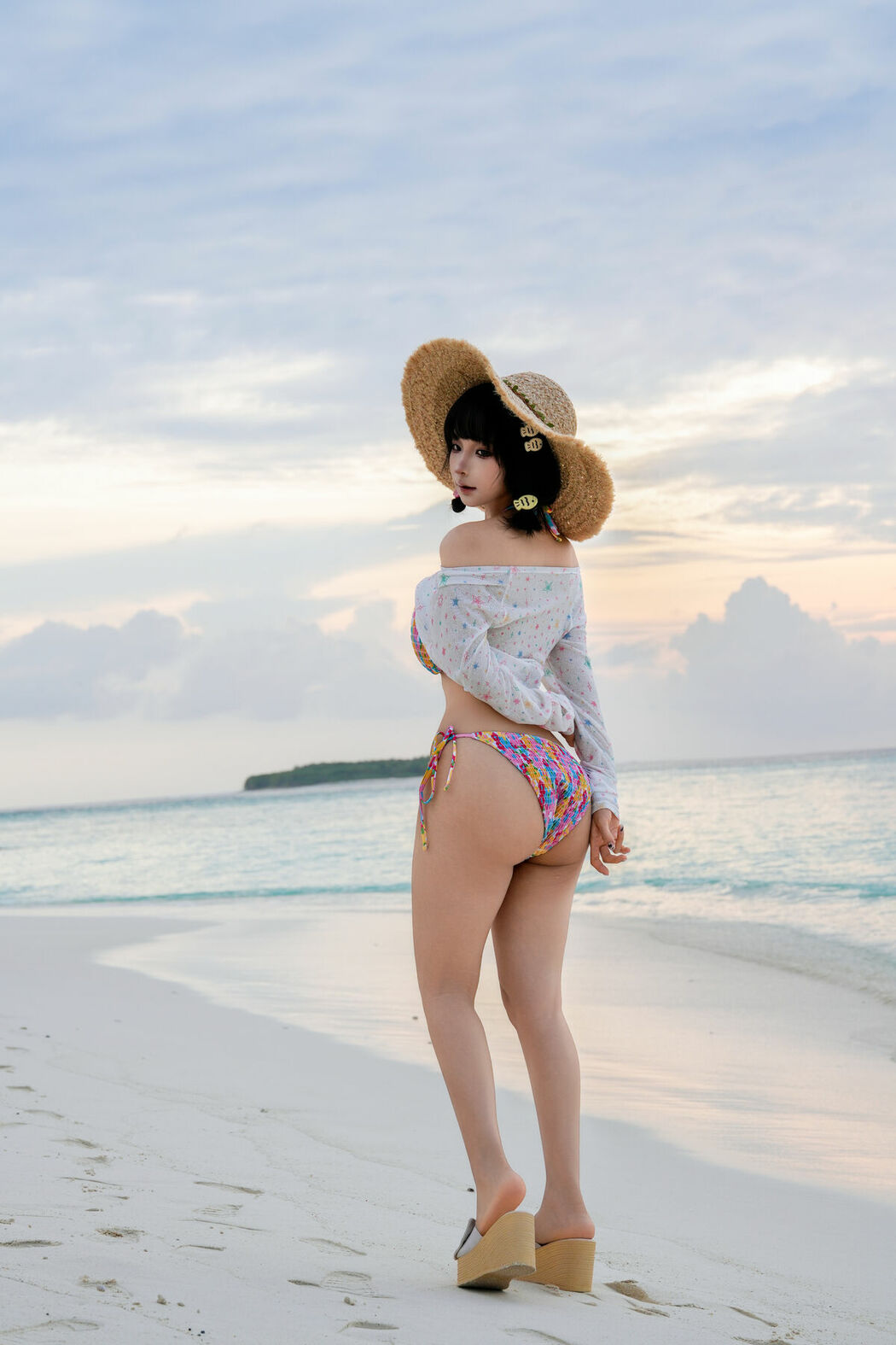 Coser@蠢沫沫 chunmomo – 2025年11月自拍 Part03 (72P)