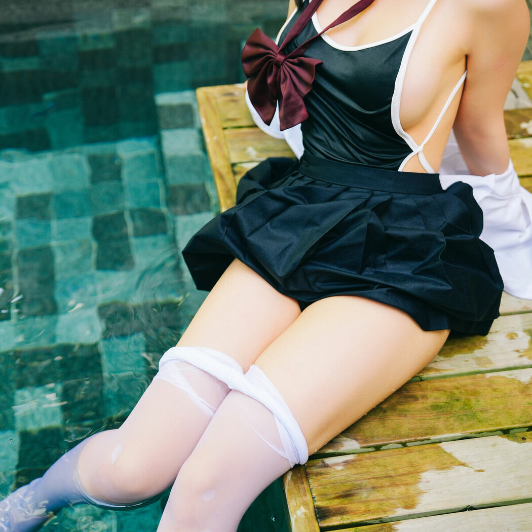 Coser@蠢沫沫 chunmomo – 2025年11月自拍 Part02 (72P)