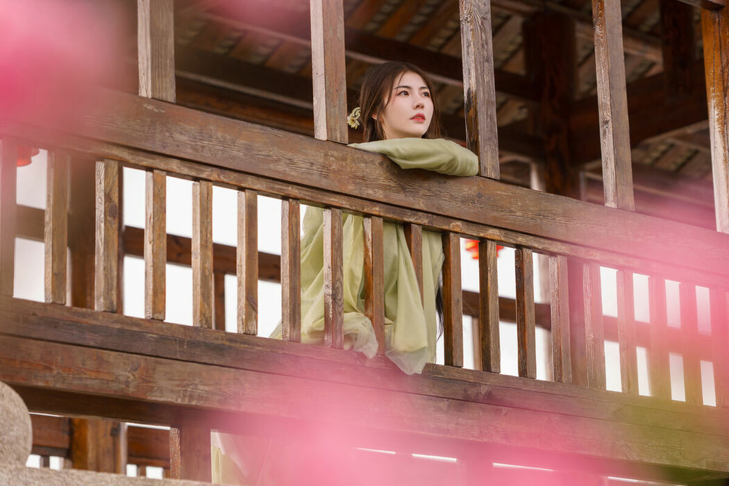 YiTuYu艺图语 Vol.9036 Ao Xiang Jo Shi (16P)