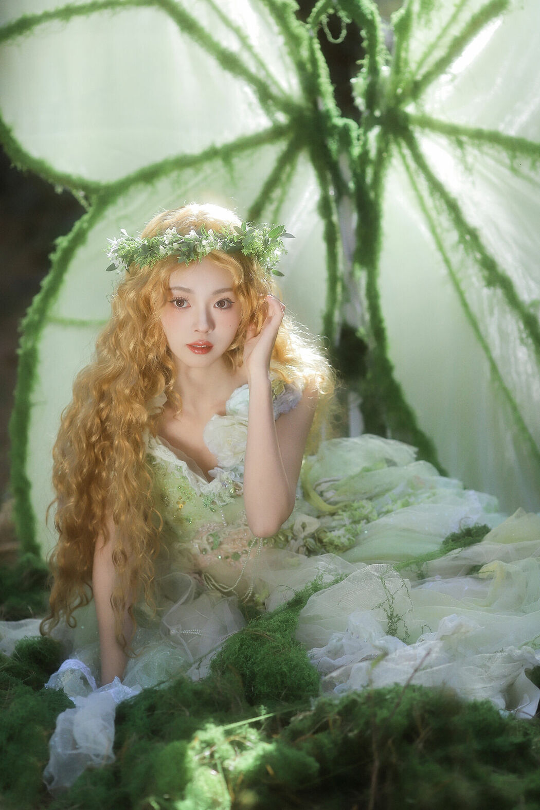 YiTuYu艺图语 Vol.9028 Lu Li (24P)