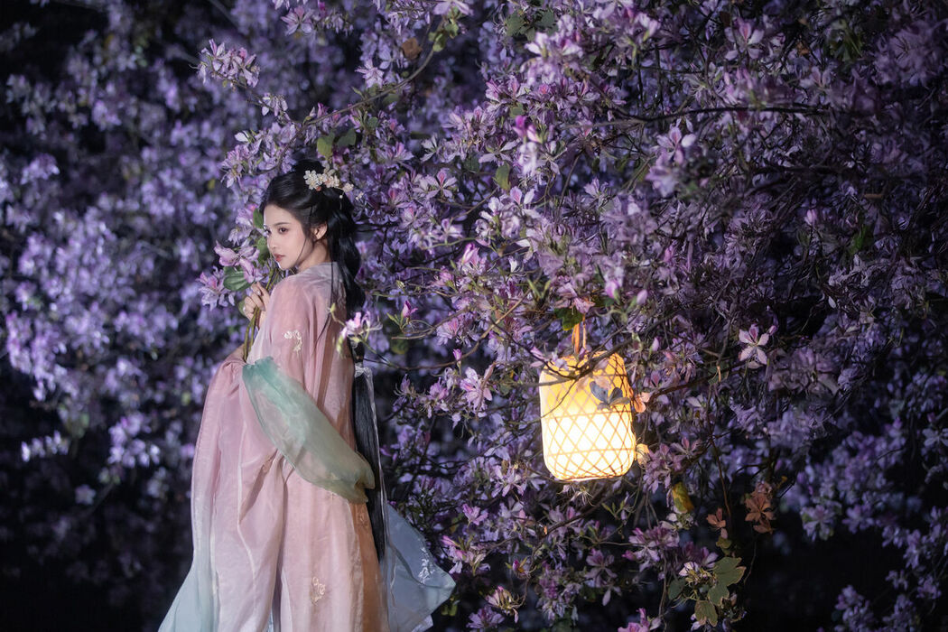 YiTuYu艺图语 Vol.9029 San Ye Jiang Jiang (22P)