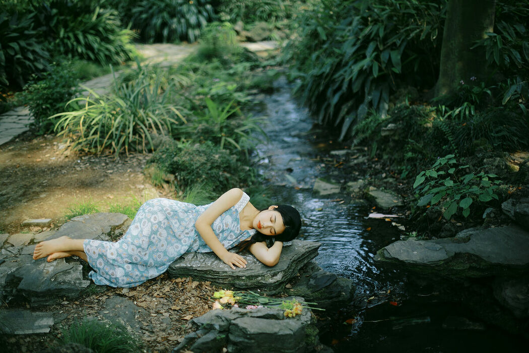 YiTuYu艺图语 Vol.9032 Long Xing Er (29P)