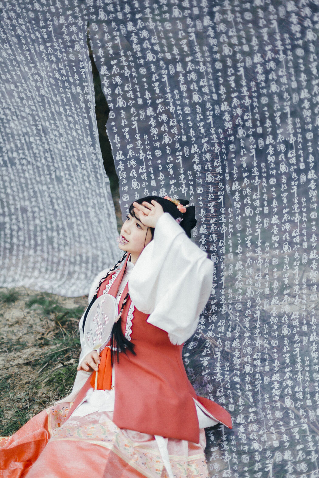 YiTuYu艺图语 Vol.9037 Qi Qi RY (19P)