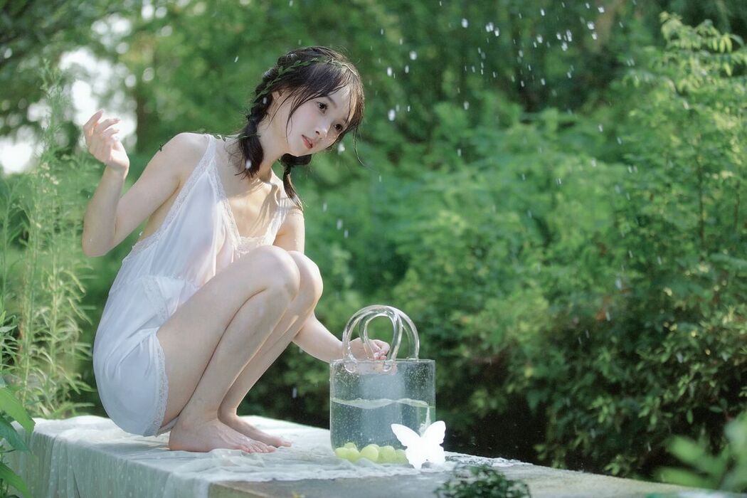 YiTuYu艺图语 Vol.9024 Wu Uzutaka Shojo (32P)