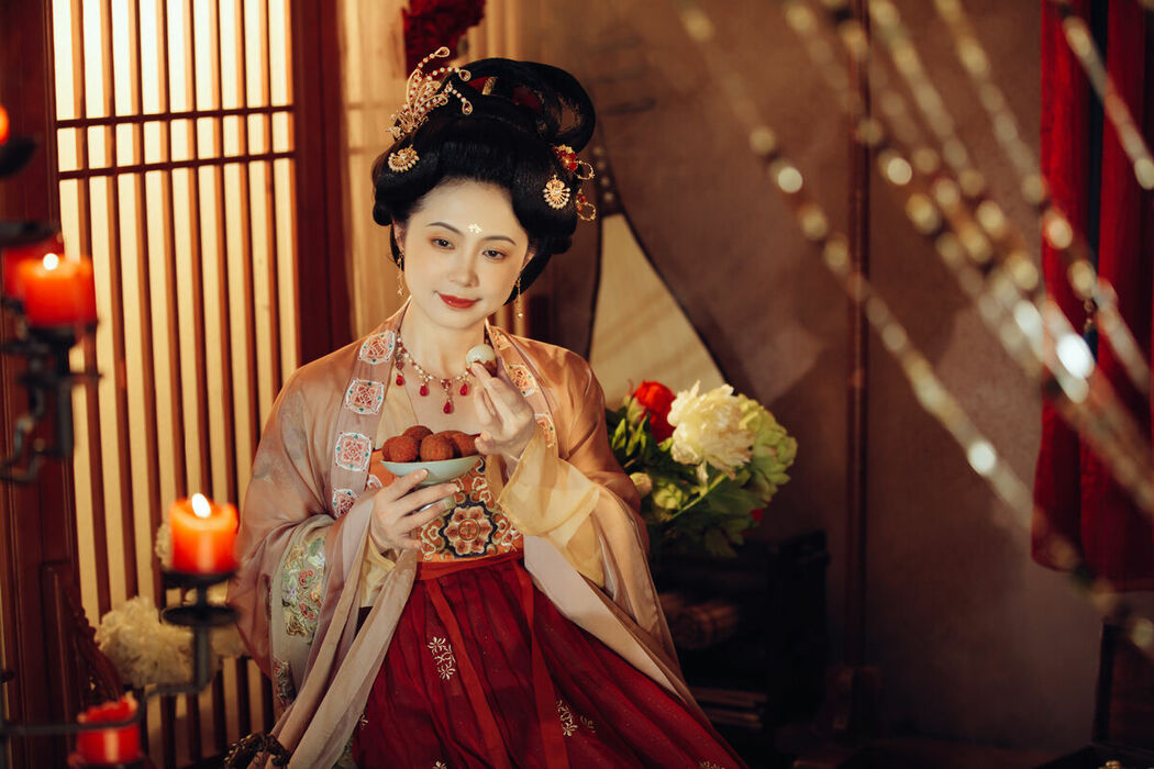 YiTuYu艺图语 Vol.9022 Shui Xian Er (16P)