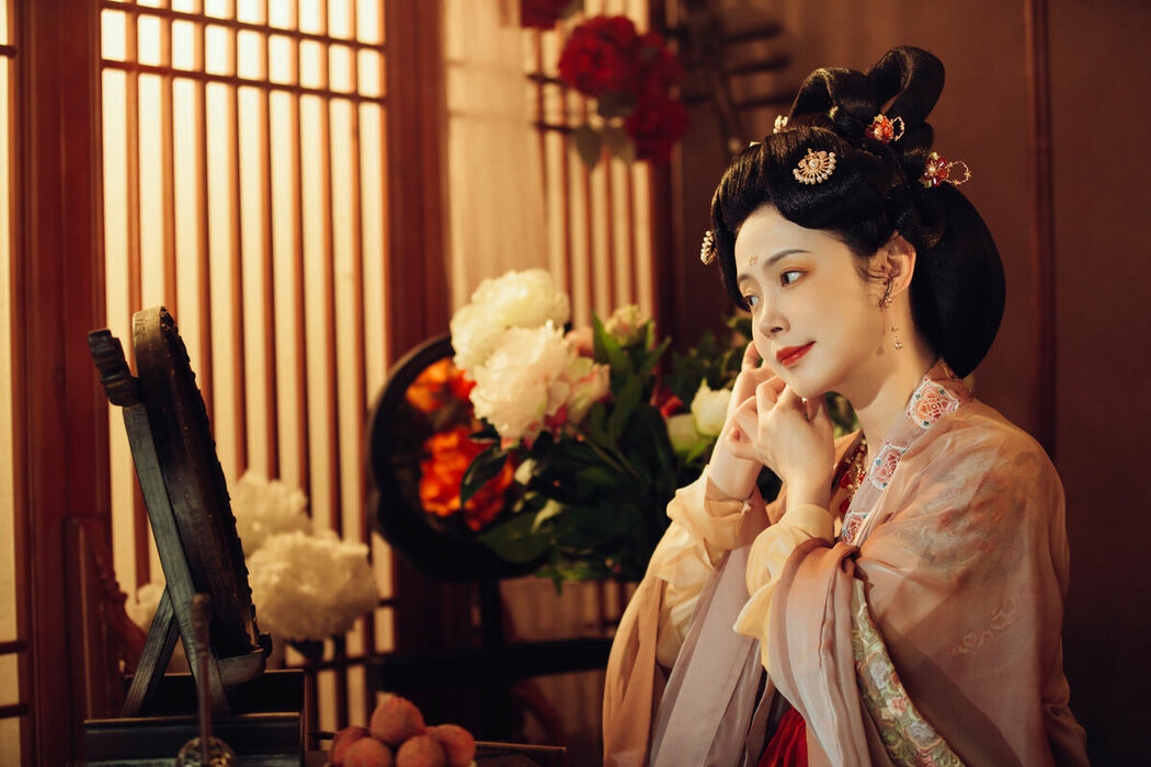 YiTuYu艺图语 Vol.9022 Shui Xian Er (16P)