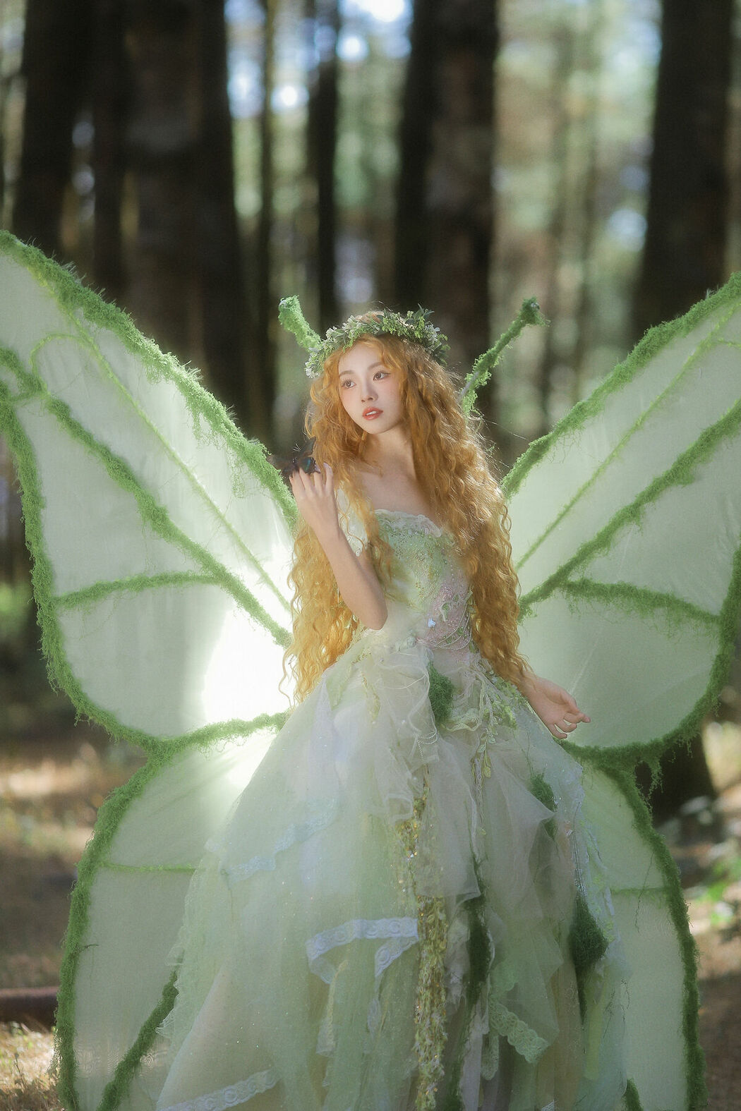 YiTuYu艺图语 Vol.9028 Lu Li (24P)