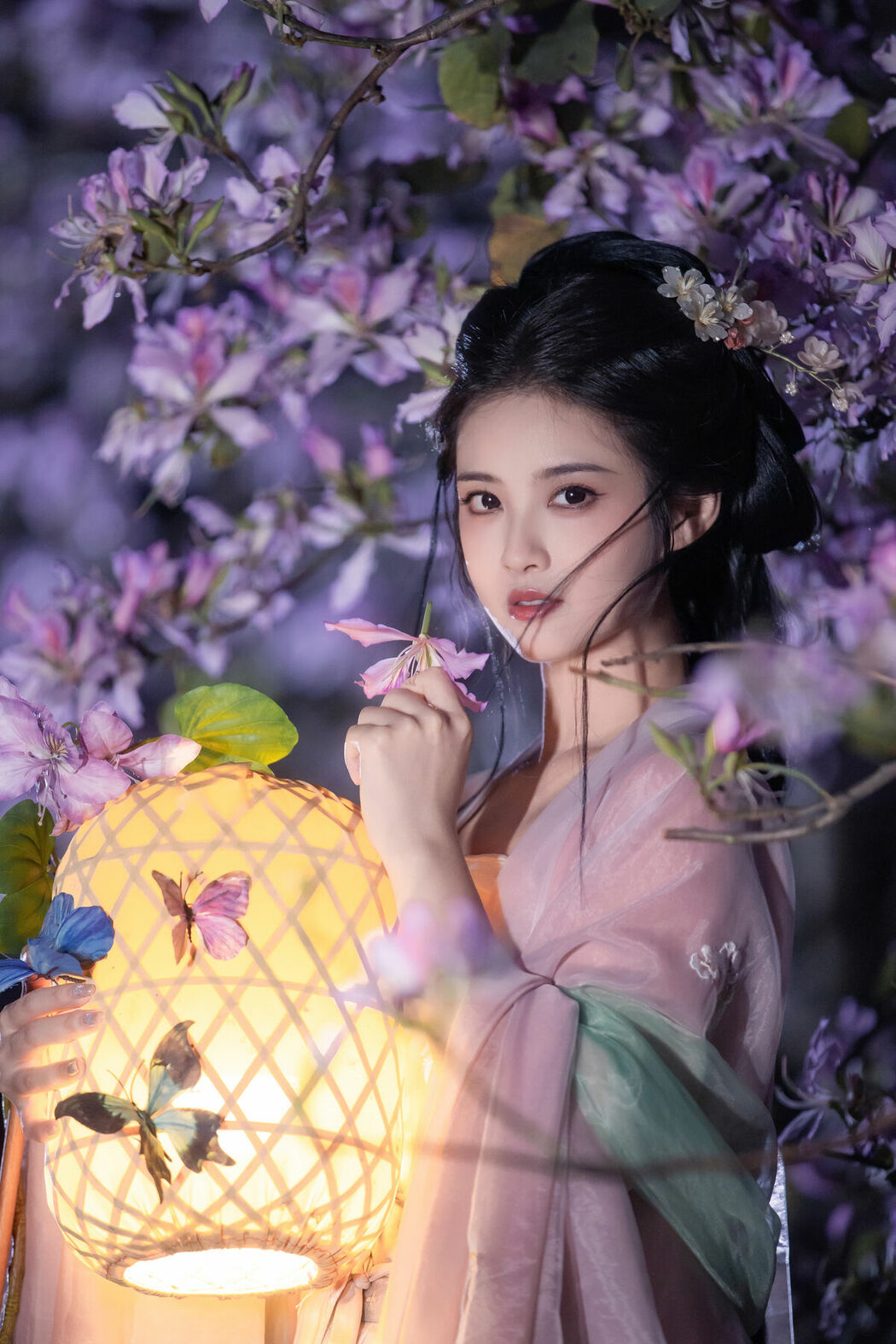 YiTuYu艺图语 Vol.9029 San Ye Jiang Jiang (22P)