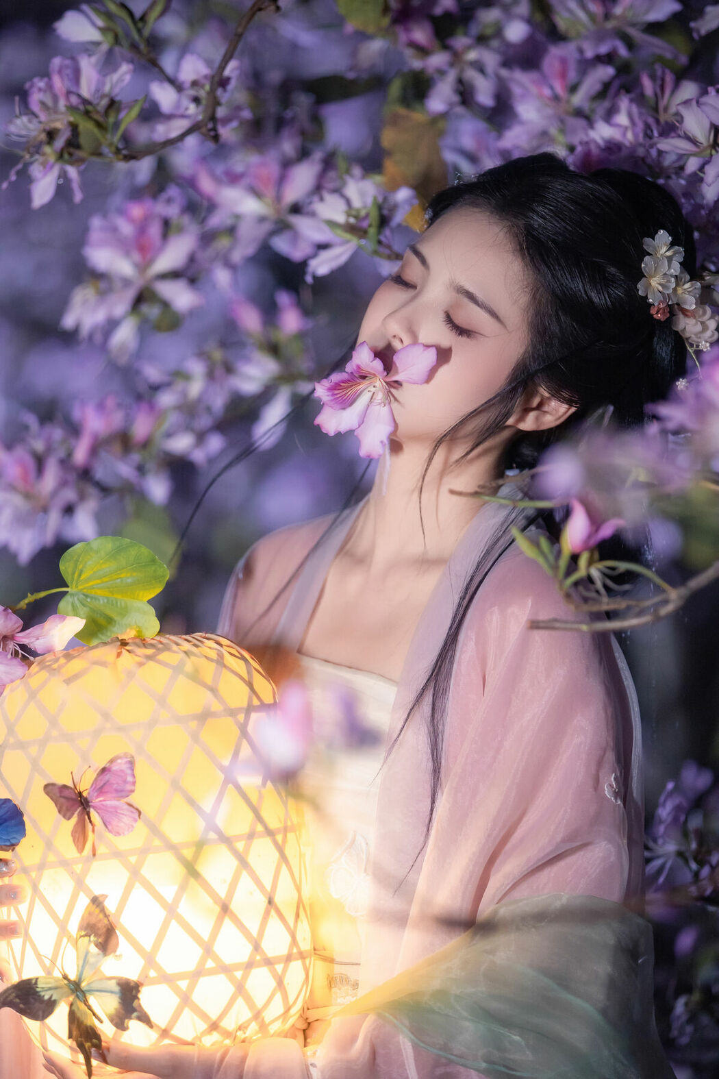 YiTuYu艺图语 Vol.9029 San Ye Jiang Jiang (22P)