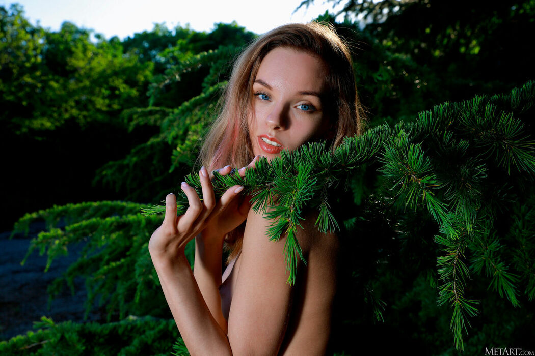 MetArt Josephine Jane – Grove Goddess Part02 (61P)