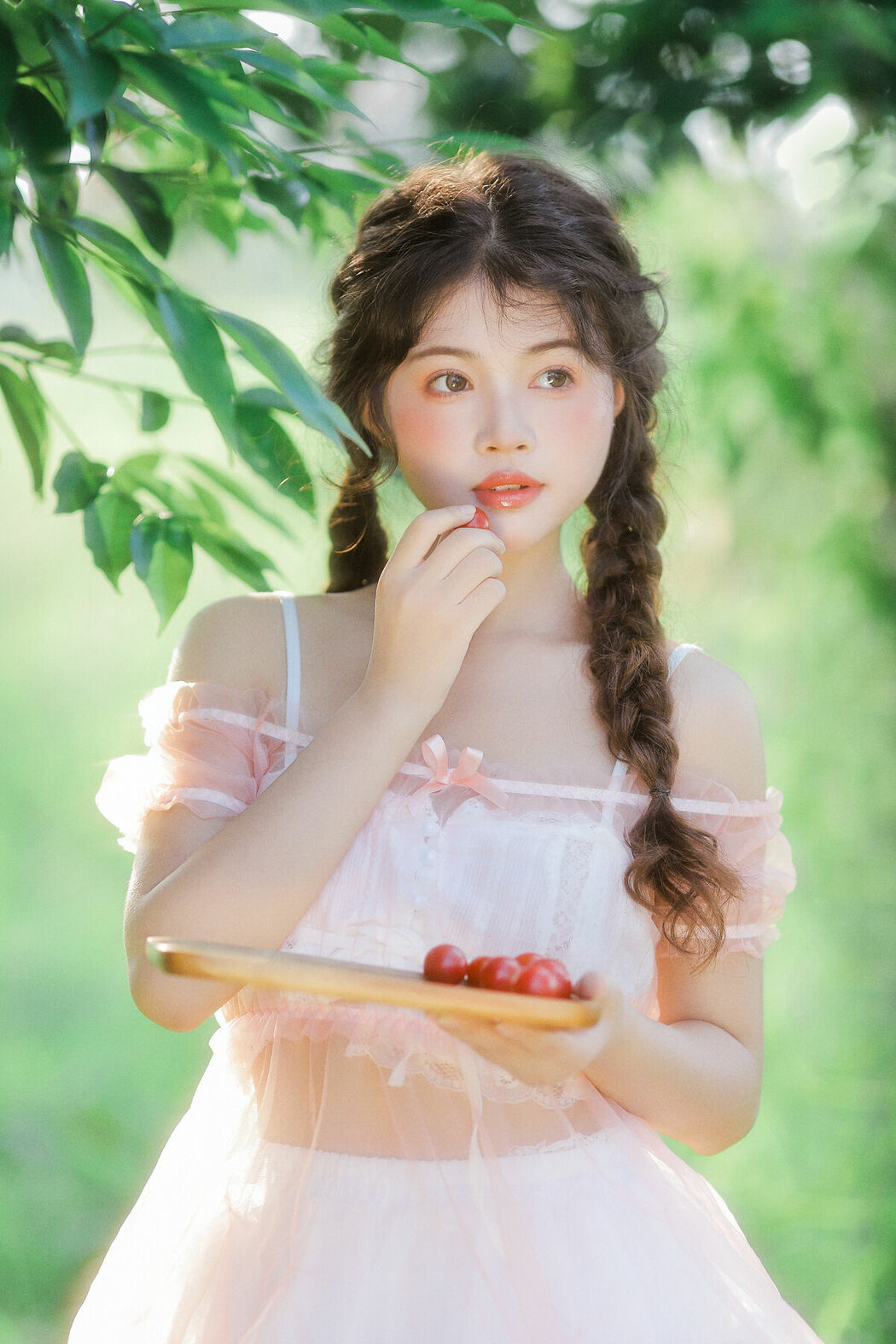 YiTuYu艺图语 Vol.9041 Tu Tu Xiao Tang (17P)