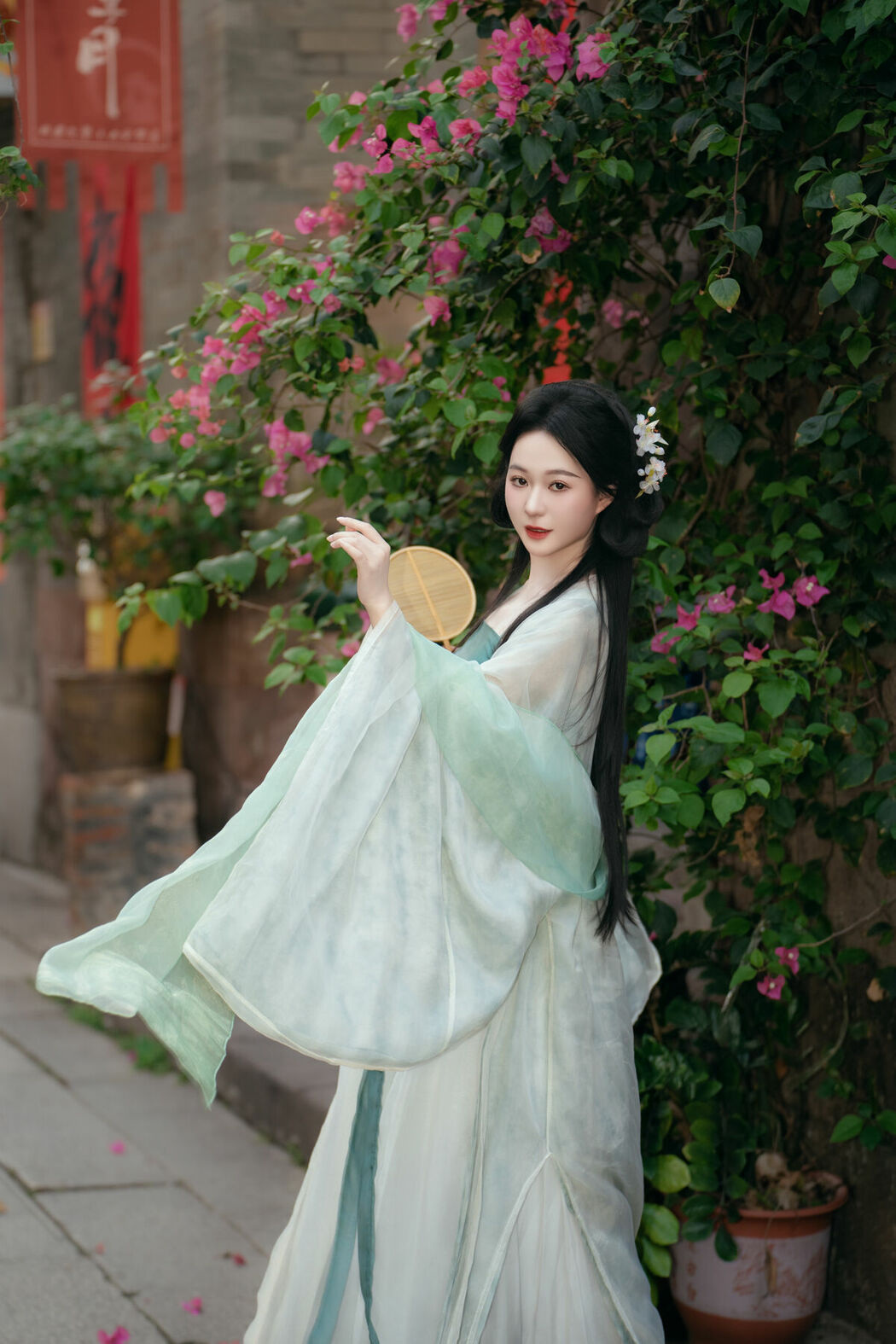 YiTuYu艺图语 Vol.9040 Wu Yue (26P)