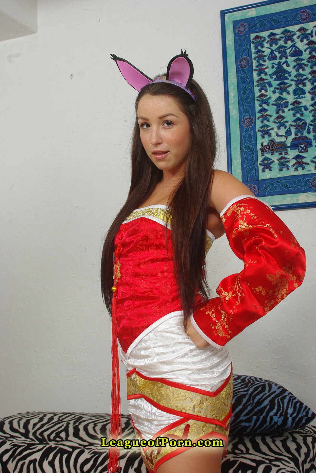 Getting down with Ahri - Lola Foxx