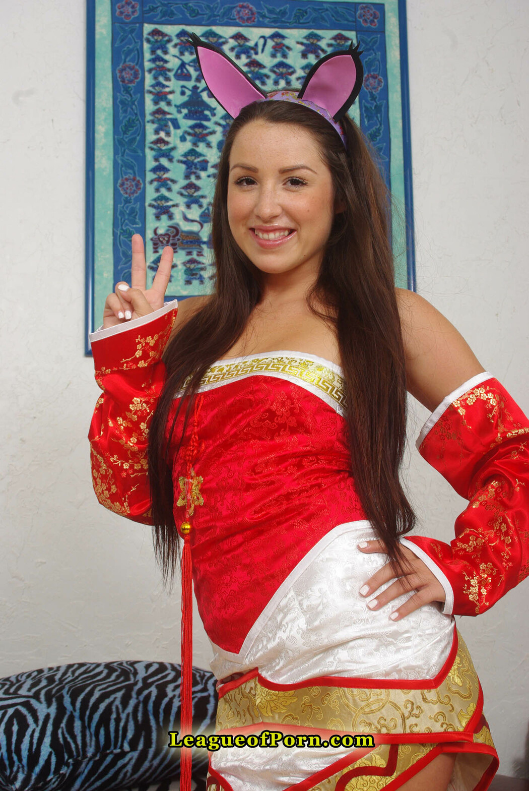 Getting down with Ahri - Lola Foxx