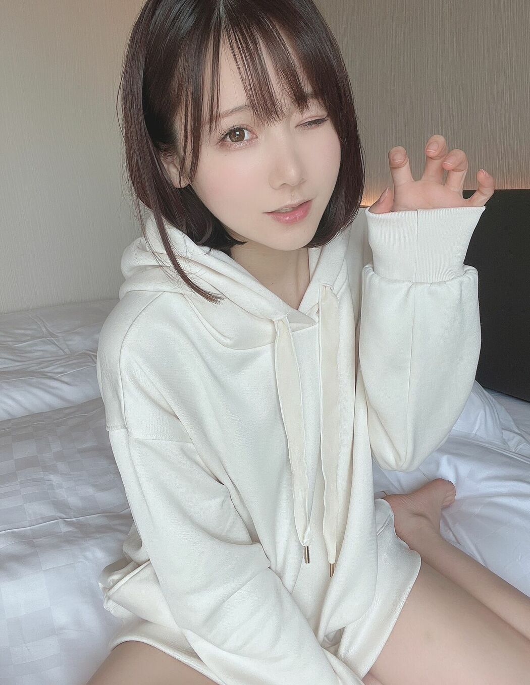 Coser@けん研 けんけん – Fantia 2022年9月 Part01 (52P – 2V)