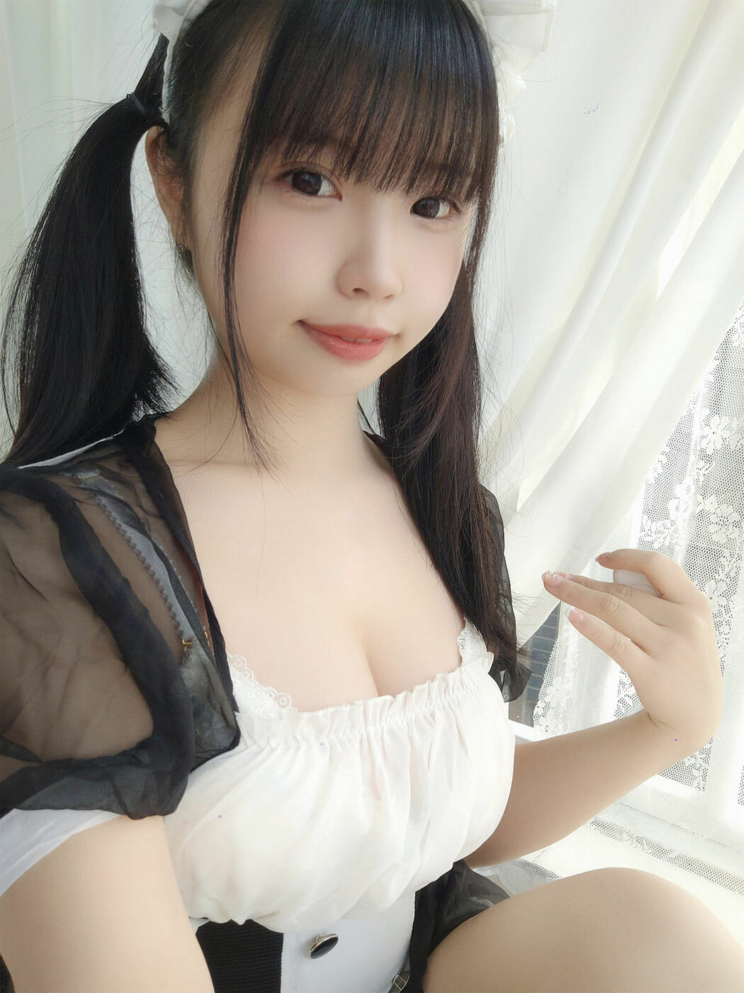 Coser@十万珍吱伏特 – 臀恋妹抖 (57P)