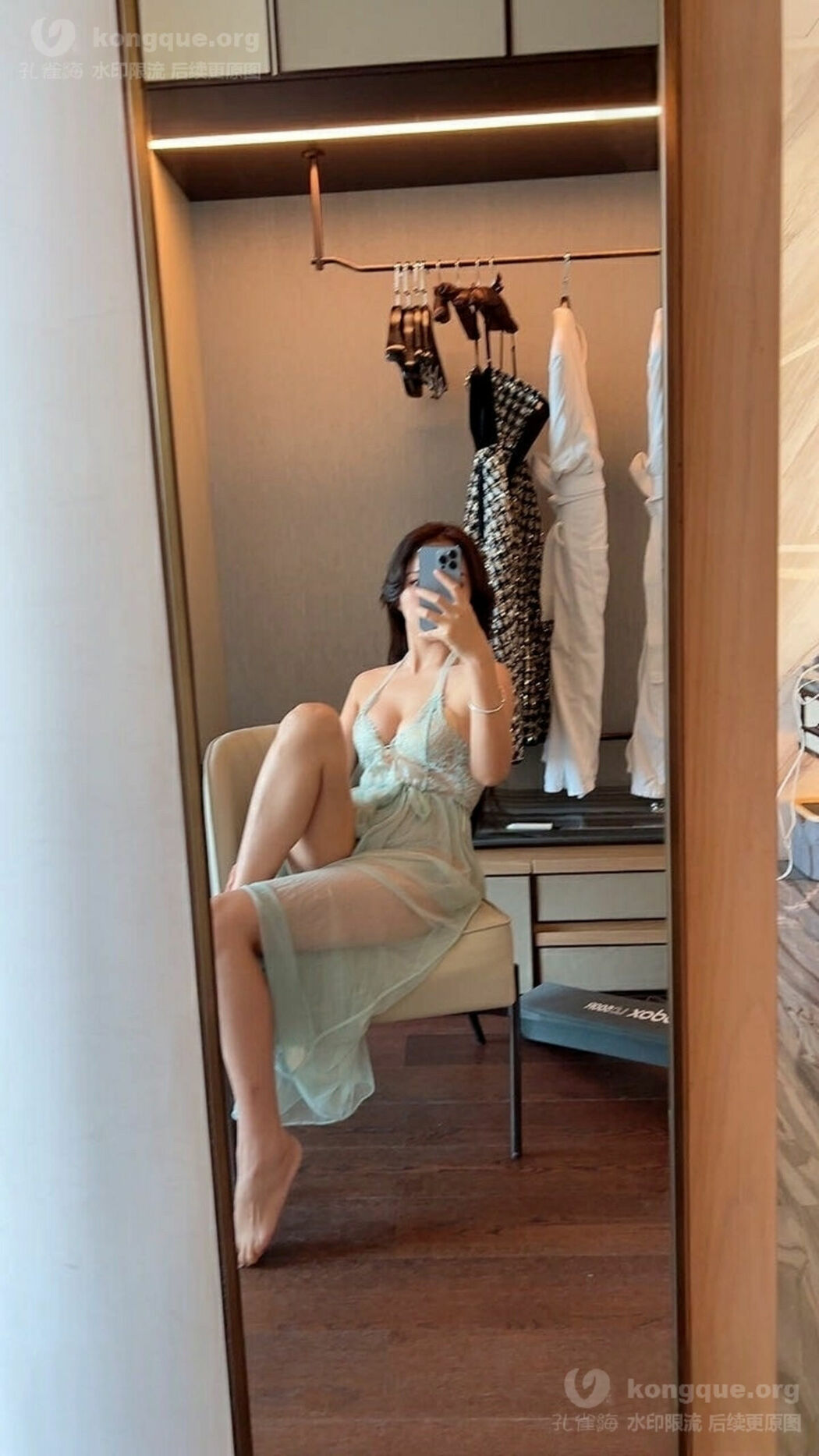 Coser@苏嫣嫣阿姨 – 蓝色薄纱裙 (39P – 4V)