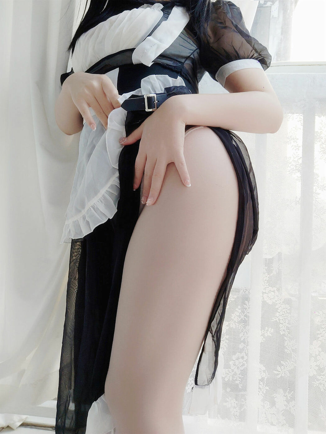 Coser@十万珍吱伏特 – 臀恋妹抖 (57P)