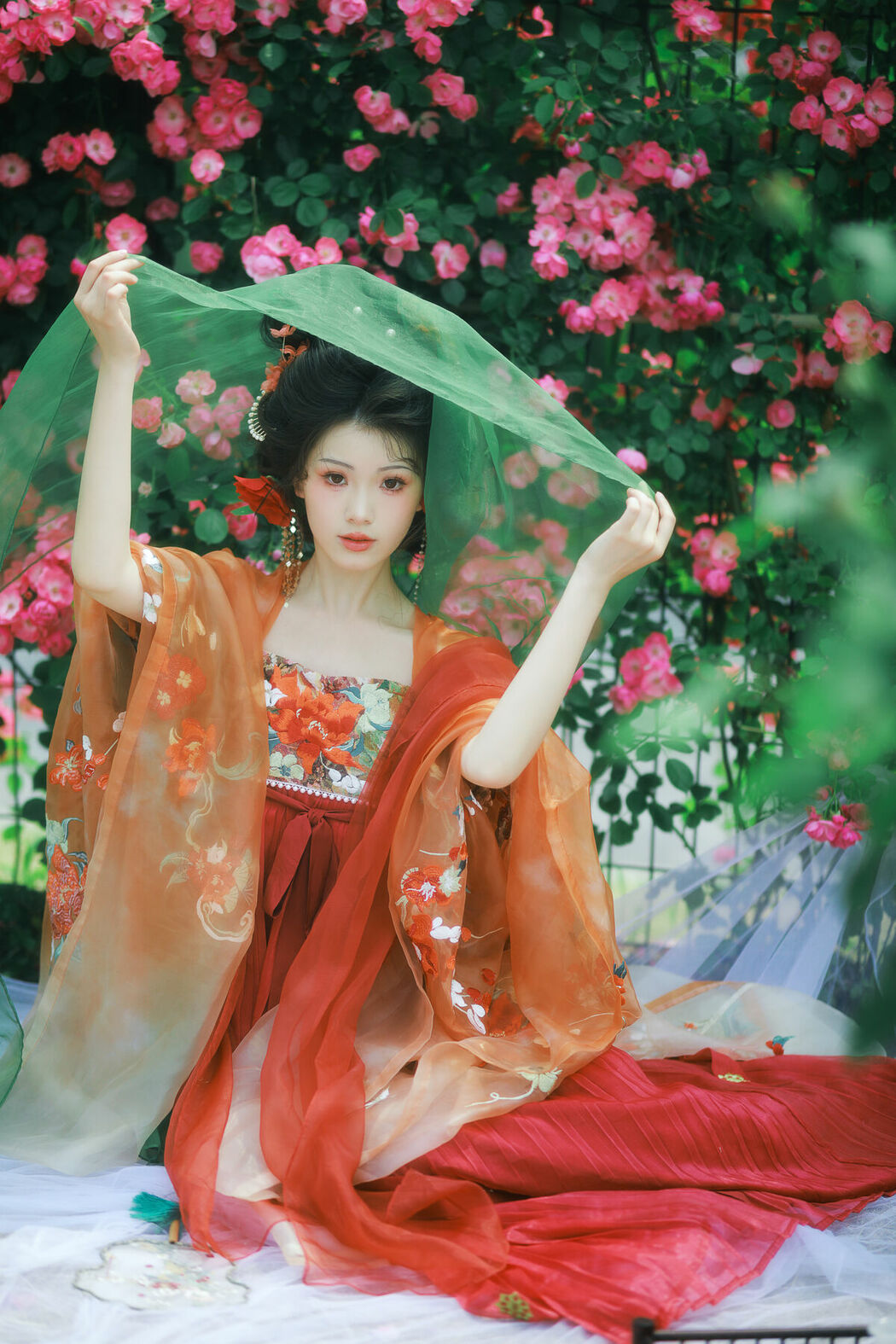 YiTuYu艺图语 Vol.9043 Yue Li (16P)