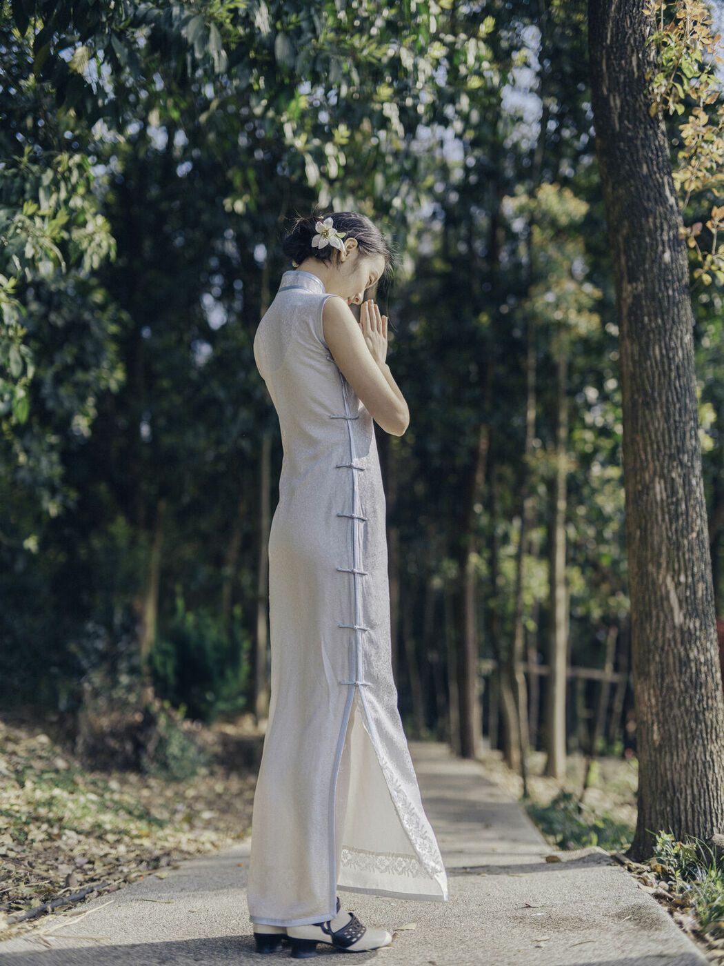 YiTuYu艺图语 Vol.9053 Yao Guai Na Li Tao (24P)