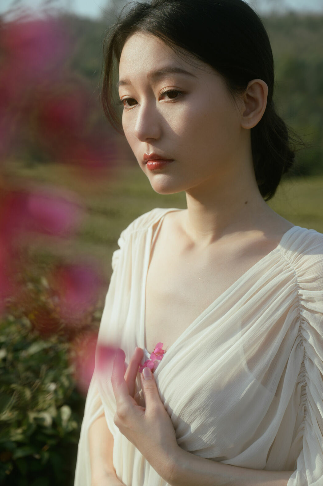 YiTuYu艺图语 Vol.9056 Xiao Yue (28P)