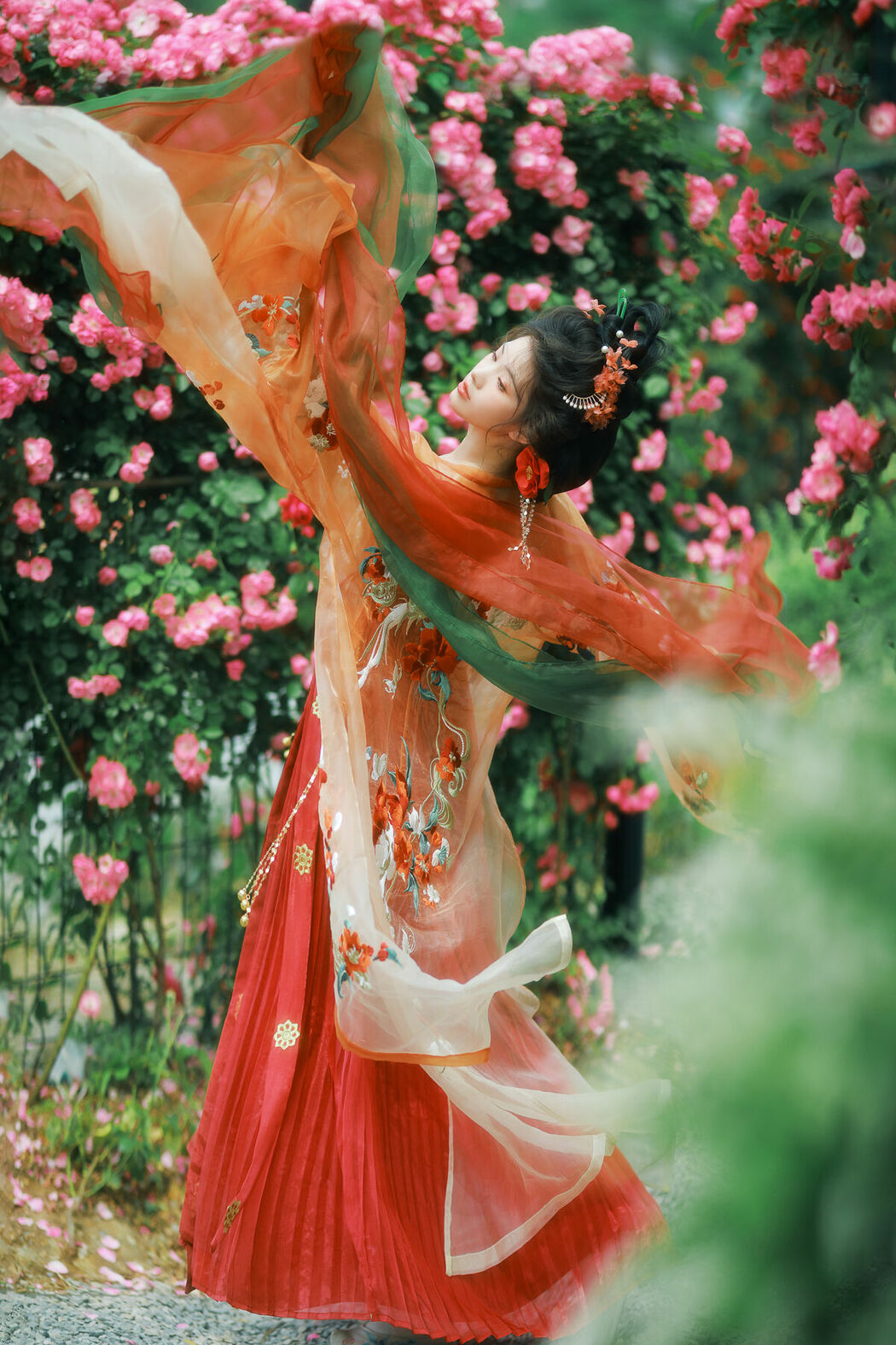 YiTuYu艺图语 Vol.9043 Yue Li (16P)