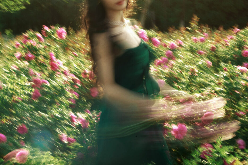 YiTuYu艺图语 Vol.9044 Dang Chu Jiao Ren Jia Xiao Tian Tian (15P)