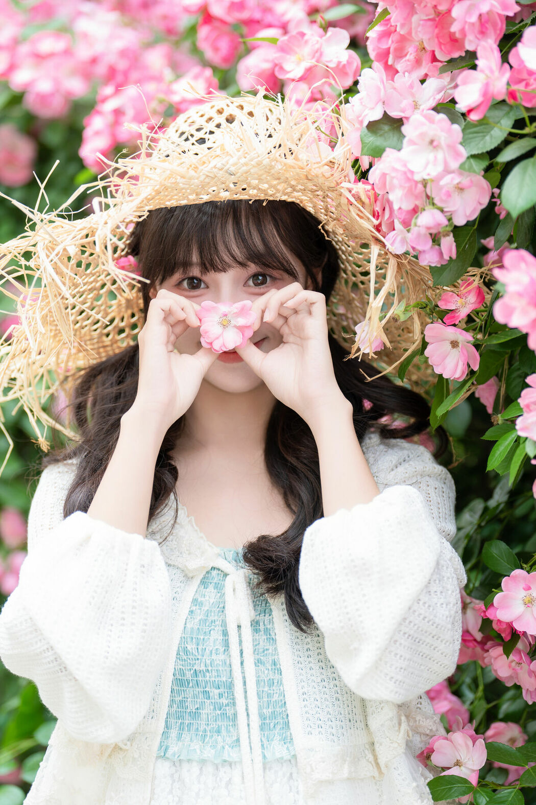 YiTuYu艺图语 Vol.9047 Xia Yu Xiao Nian (36P)