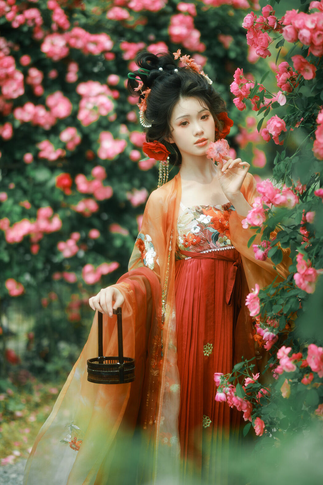 YiTuYu艺图语 Vol.9043 Yue Li (16P)