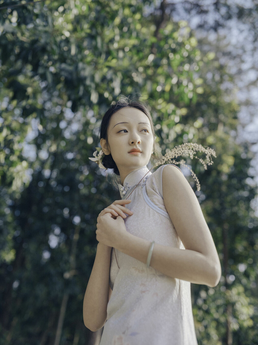 YiTuYu艺图语 Vol.9053 Yao Guai Na Li Tao (24P)