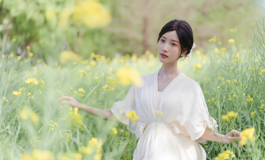 YiTuYu艺图语 Vol.9060 Zhi Zhi Wen (45P)