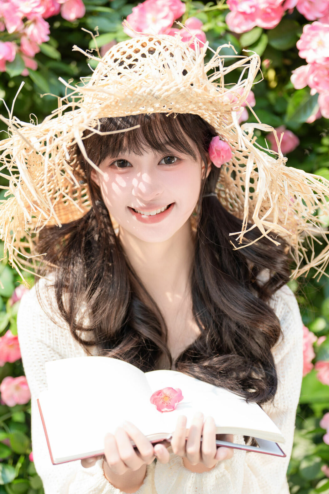 YiTuYu艺图语 Vol.9047 Xia Yu Xiao Nian (36P)