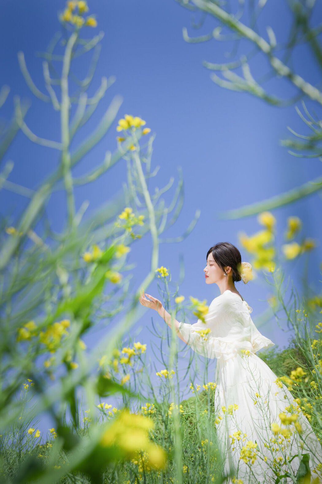 YiTuYu艺图语 Vol.9060 Zhi Zhi Wen (45P)