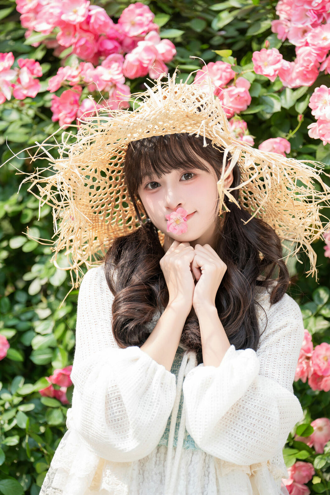 YiTuYu艺图语 Vol.9047 Xia Yu Xiao Nian (36P)