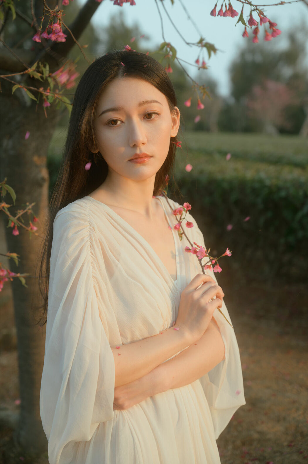 YiTuYu艺图语 Vol.9056 Xiao Yue (28P)